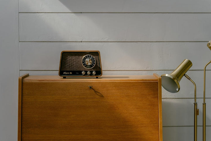 Sangean WR-101 Nussbaum. AM/FM com Bluetooth-Radio aus Holz, mit Einer sanften und präzisen Stimmung
