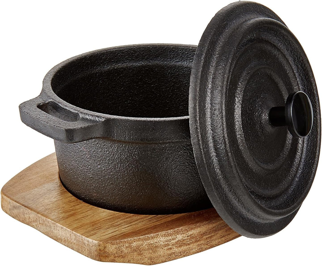 BUTLERS Mini-Serviertopf 0,22 l 11 x 14 cm Gusseisen - HOT IRON - Schmortopf mit Holzuntersetzer | B