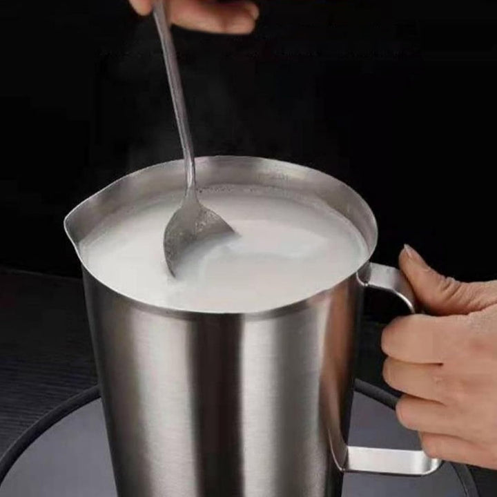 Milchkännchen Edelstahl Mit Deckel, Milchschäumer Becher Für Kaffee Mit Markierung, 2L Edelstahl Mes
