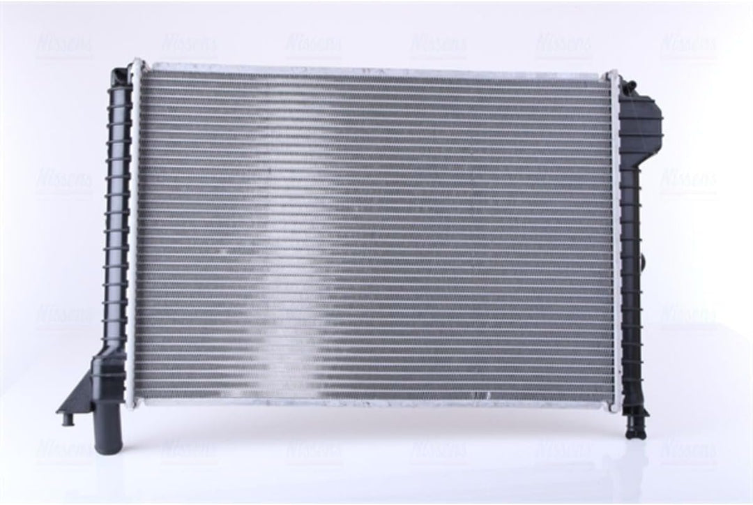 Nissens 65517 Kühler, Motorkühlung