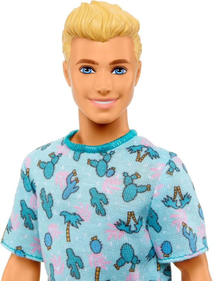 Barbie Ken Fashionistas Puppe - T-Shirt mit Kaktus- und Palmenaufdruck, weisse Shorts und hohe Turns