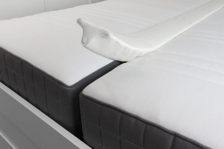 SLEEPMED Liebesbrücke 200 cm aus Memory Schaum für Matratzen, Ritzenfüller breit für Doppelbett, Box