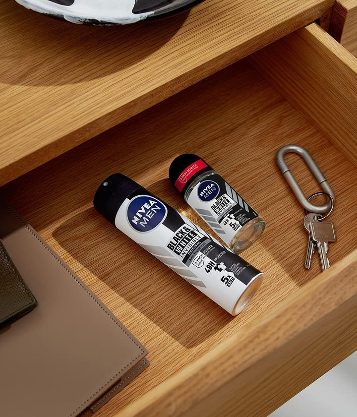 NIVEA Black White 6' 50 ml Deodorant The Invisible Roll-on for Black & White Men Original, (Paquete