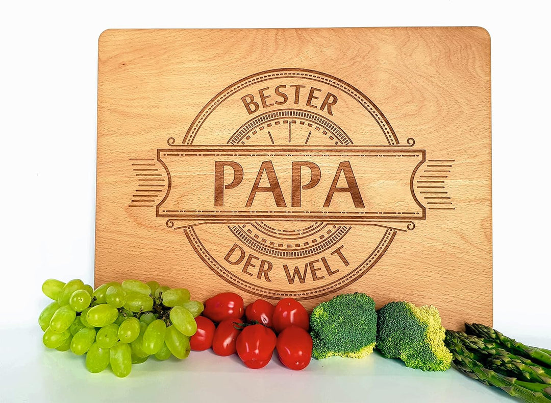 Grosses Hartholz Schneidebrett 38,5x30 cm für die BESTER PAPA DER WELT | Handgefertigt Holzbrett | G