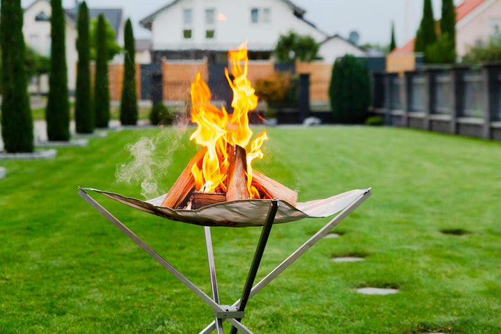 FENNEK HIGHFIRE | Hochwertiges, transportables XL Feuernetz aus Edelstahl | 60 x 60 x 63 cm | Mit Ta