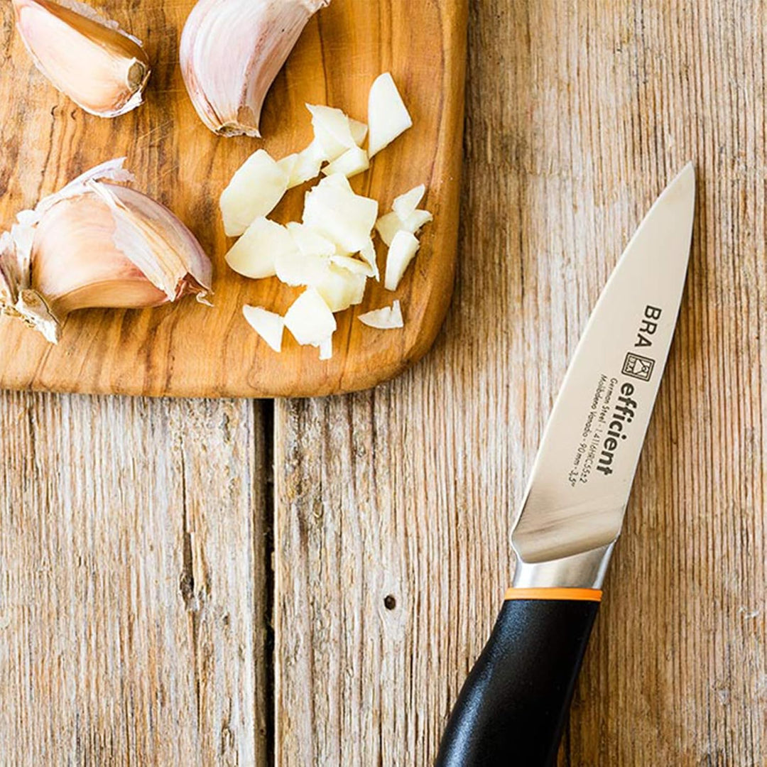 Satz mit 3 Bra Efficient Professional Messern aus Deutschem Molybdän-Vanadium-Stahl. Santoku-Bereich