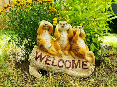 Kremers Schatzkiste Erdmännchen 3 Weisen als Welcome Schild Figur Gartenfigur 24 cm Meercat Tierfigu