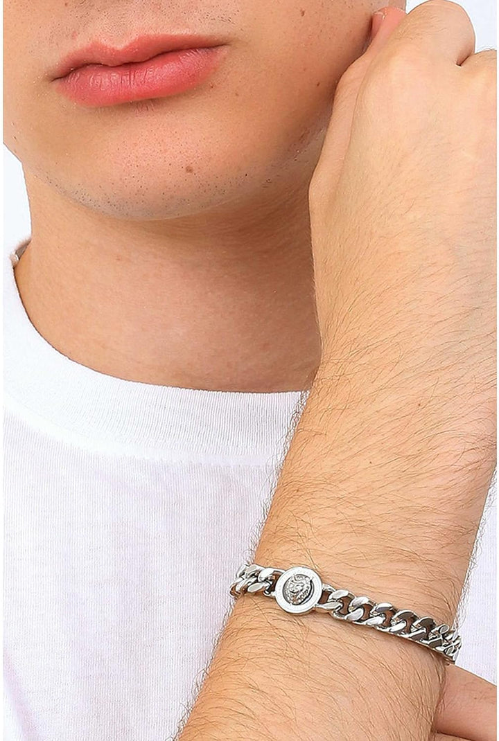 GUESS Herren-Armband aus der Kollektion Lion King. Armband aus Stahl mit Löwen-Symbol, 14 mm, Farbe