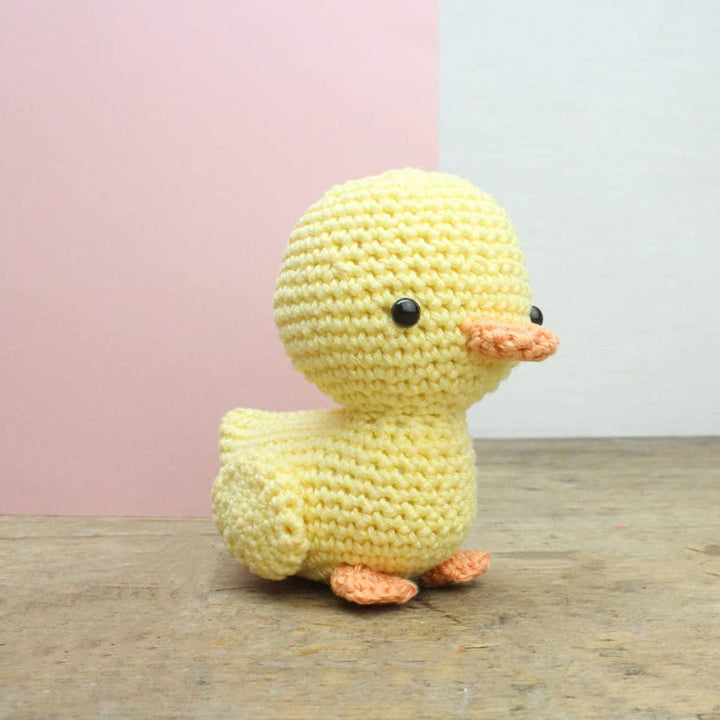 Hardicraft Häkelpaket Häkelset zum selber Machen mit Anleitung und Material für Kiki Ente, ca. 10 cm