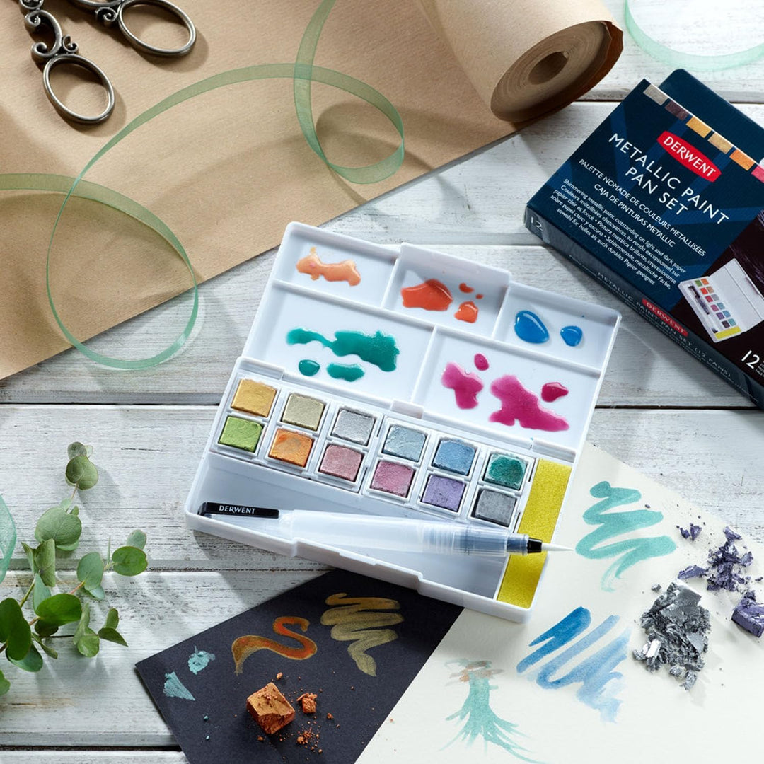 Derwent Inktense Metallic Paint Travel Set Palette, Tragbare Palette mit 12 Farben, Wassertankpinsel