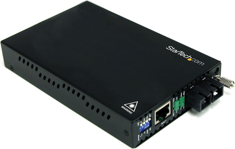 StarTech.com 10/100 Mbit/s Ethernet Single Mode LWL / Glasfaser SC Medienkonverter 30 km, 100Base-FX