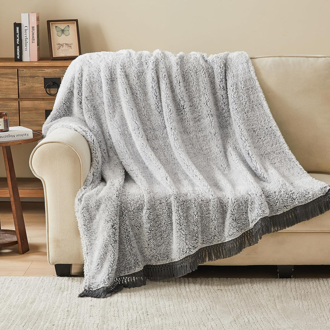 EMME Sherpa Decke Sofa Kuscheldecke Dekorativ mit Quasten, 150x200 cm Flauschige Wohndecke Dicke Sof