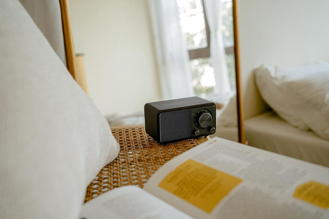 SANGEAN WR-7 Plus (2. Generation) – Kompaktes Retro Radio mit Bluetooth Lautsprecher, FM-Empfang, in