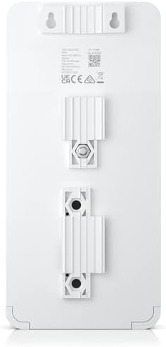 Ubiquiti Networks Long-range Ethernet Repeater