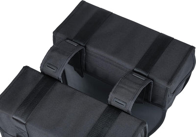 Basil B.V. Unisex – Erwachsene Packtaschen-2179233501 Packtaschen, Schwarz, 35 l