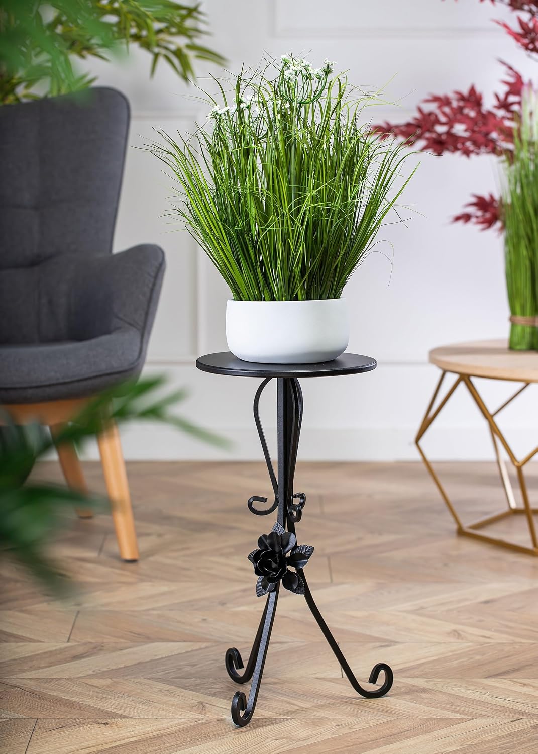 Rund Pflanzenständer Metall 55 cm Hoch | Handgefertigter Blumenhocker Metall mit Dekorativen Element