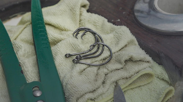 Mustad UltraPoint Demon Perfect Offset Circle 3 extra Starke Haken mit Kirbed Point (10 Stück) 2/0,
