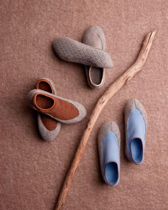 FALKE Damen Cosyshoe Invisible Stoppersocken rutschhemmende Noppen auf der Filzsohle Füsslinge komfo