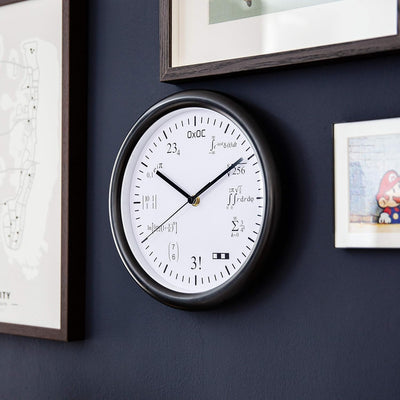 getDigital Matheuhr Wand Mathe-Uhr-Verschlüsselte Wanduhr mit vielfältigen Mathematik Aufgaben-Kreat