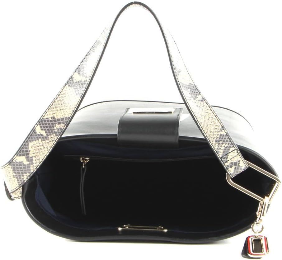 Tommy Hilfiger Leather Statement Bucket Black