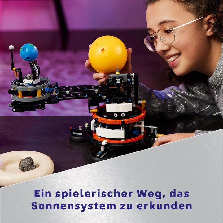 LEGO Technic Sonne Erde Mond Modell Spielset, Geschenk für Kinder ab 10 Jahren, Weltraum Spielzeug z