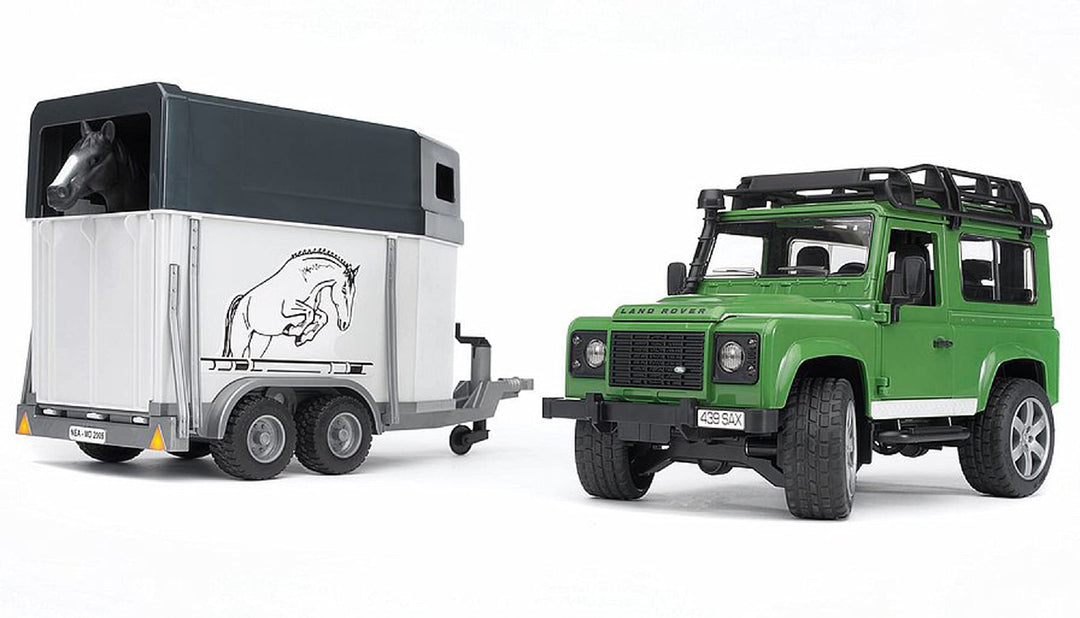 bruder 02592 - Land Rover Defender mit Pferdeanhänger & 1 Pferd - 1:16 Pick-up Geländewagen Jeep Hen