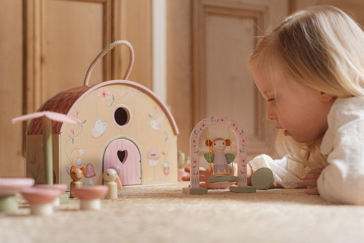 Little Dutch Feenhaus Puppenhaus aus Holz tragbar und aufklappbar mit viel Zubehör und Spielfiguren