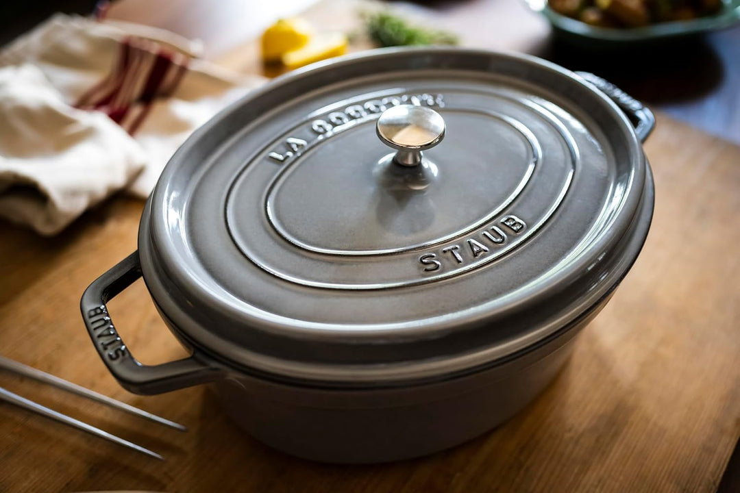 STAUB Cocotte, Gusseisen Bräter mit Deckel, 17 cm, 1 L, Oval, Alle Herdarten inkl Induktion, Made in