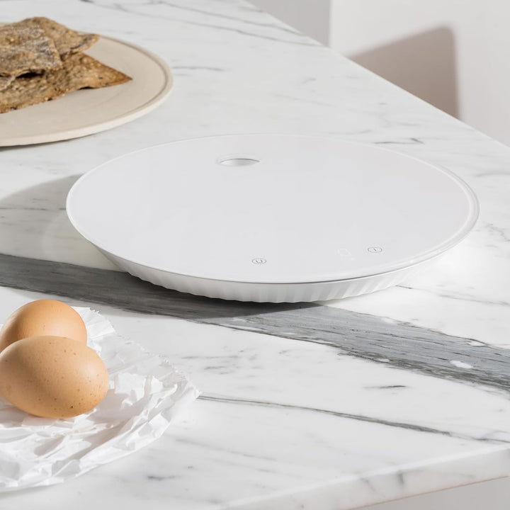 Alessi Plissé MDL16 W - Design Digital-Küchenwaage Aufhängung mit Wandhalterung, aus Thermoplastisch
