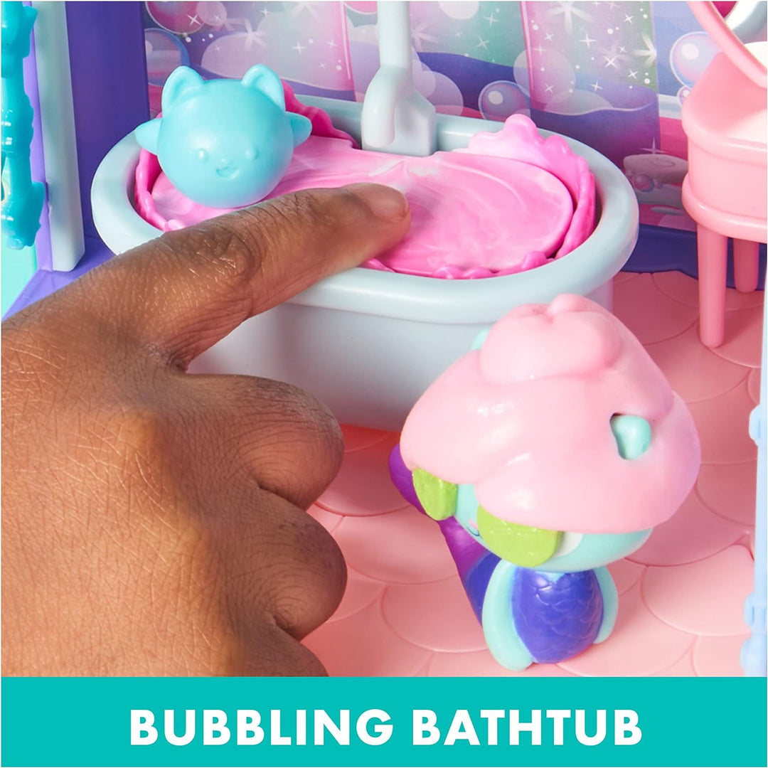 Cuffie In“Gabby's Dollhouse, Primp and Pamper Badezimmer mit Mercat Figur, 3 Zubehörteile, 3 Möbel u