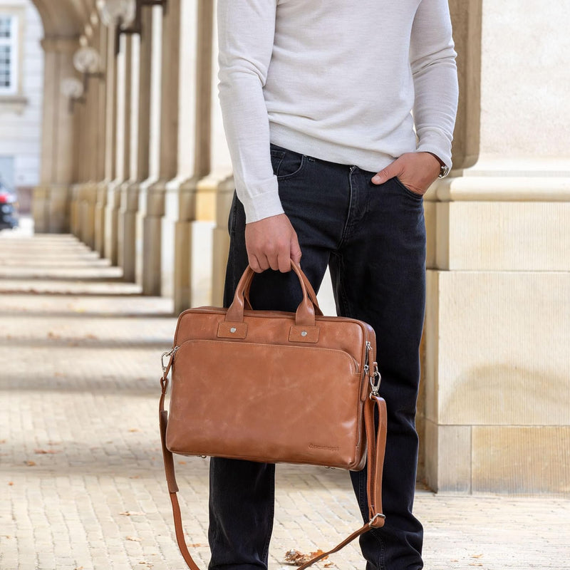 dbramante1928 - Kronborg Laptoptasche 16 Zoll für Damen & Herren - Tasche mit strukturierten Ledergr