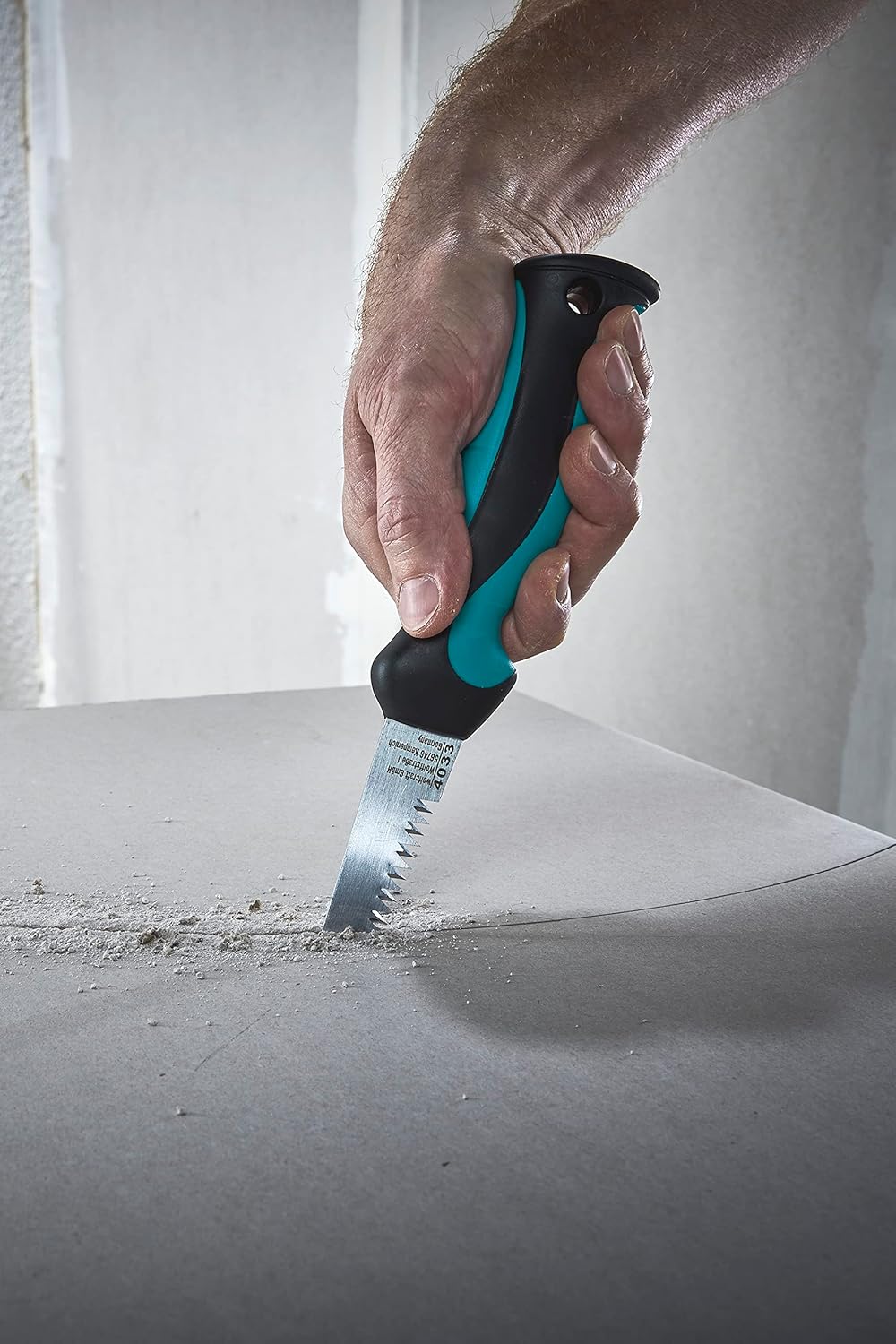 wolfcraft Hand-Stichsäge I 4033000 I Für Ausschnitte in Gipskarton & 3-fach Kantenhobel 4009000 – Tr