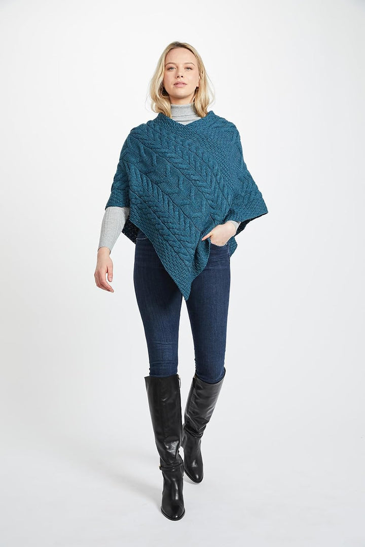 Aran Woollen Mills Superweicher Stilvoll Poncho aus 100% Merinowolle Einheitsgrösse Blaugrün/ein Hau