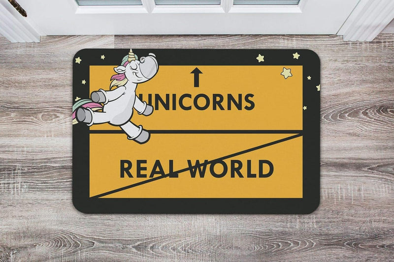 Tassenbrennerei Fussmatte mit Spruch Unicorns - Real World - Türmatte Einhorn lustig - für innen & a