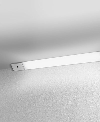 Ledvance LED Unterbau-Leuchte, Leuchte für Innenanwendungen, Warmweiss, Integrierter Sweep-Sensor, L