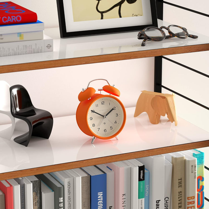 NEWGATE ® Charlie Bell Echo Alarm – Kleiner moderner Nachttischwecker – Schlafzimmerzubehör – Wecker
