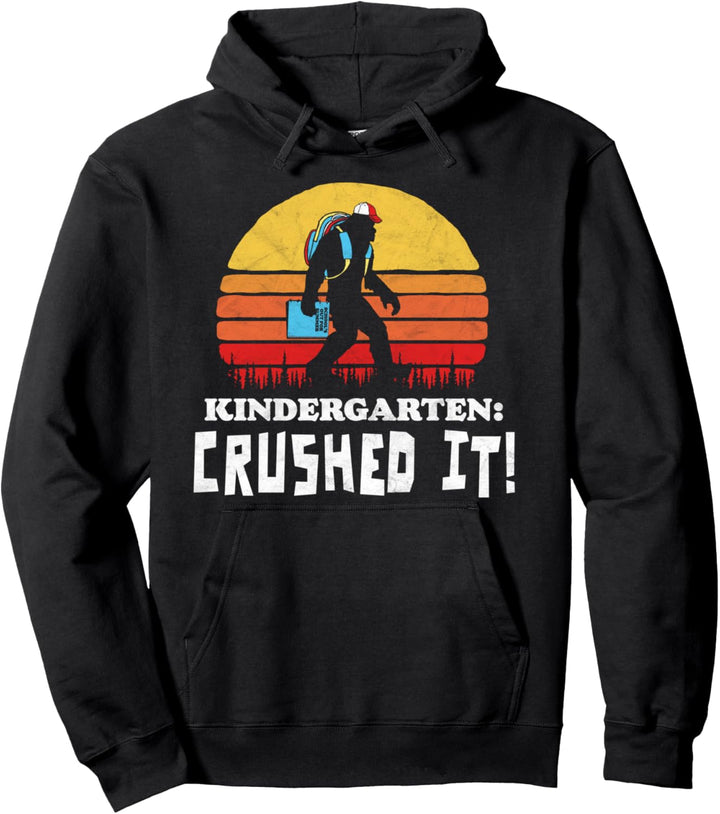 Kindergarten: Crushed It! Lustiges Bigfoot-Ende des Pullover Hoodie