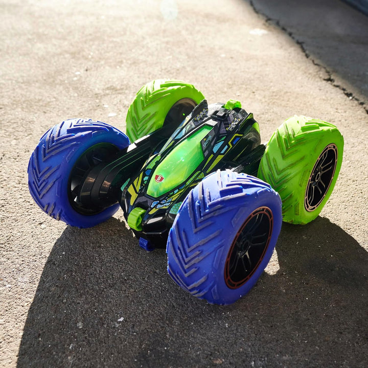Dickie Toys - RC Auto Cyber Flip (22 cm) - ferngesteuertes Auto ab 6 Jahre mit 360°-Stunts und Licht