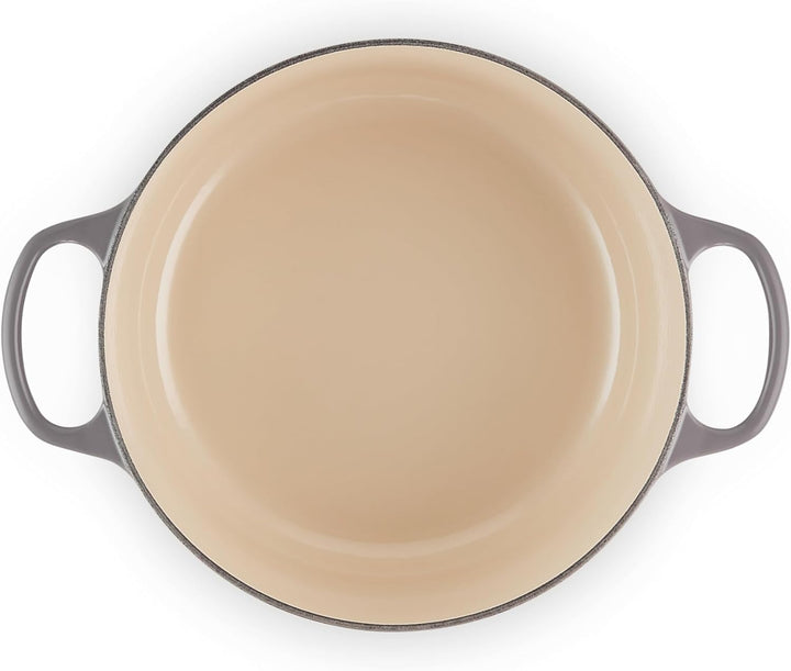 Le Creuset Signature Gusseisen-Bräter mit Deckel, Ø 26 cm, Rund, Für alle Herdarten und Induktion ge