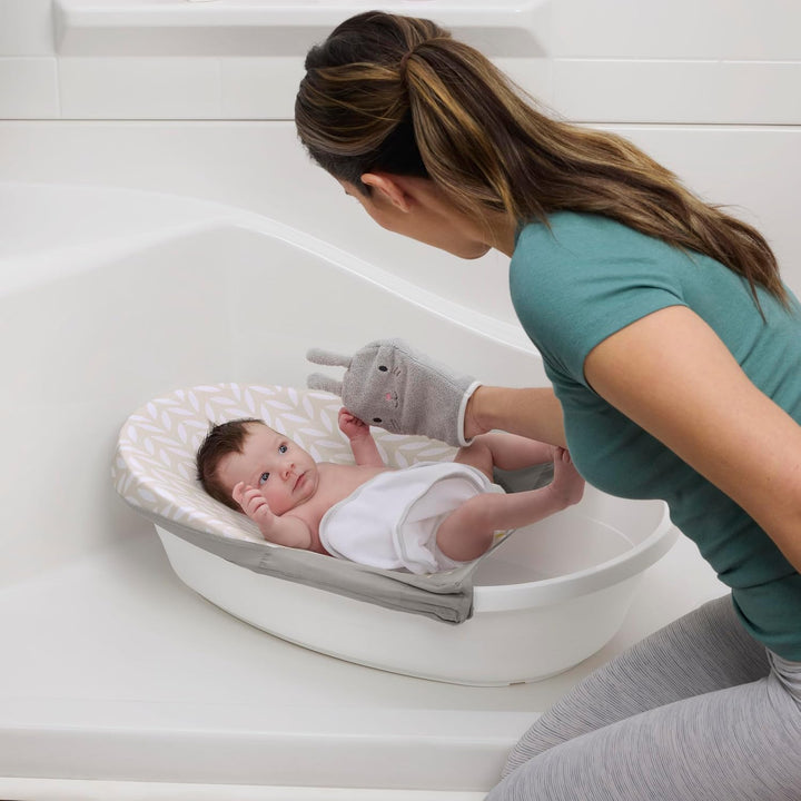 Ingenuity 3-in-1 Babybadewanne zum Mitwachsen, für Neugeborene bis Kleinkinder, unterstützende Hänge