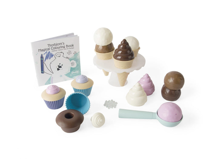 Dantoy – Thorbjorn Dessert Set für Kinderküche - 26 Teilen - Geschirrset - Sandspielzeug Set - Spiel