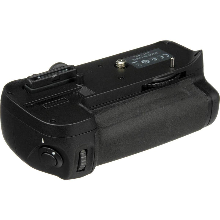 Nikon MB-D11 Multifunktions-Batterieteil für Nikon D7000