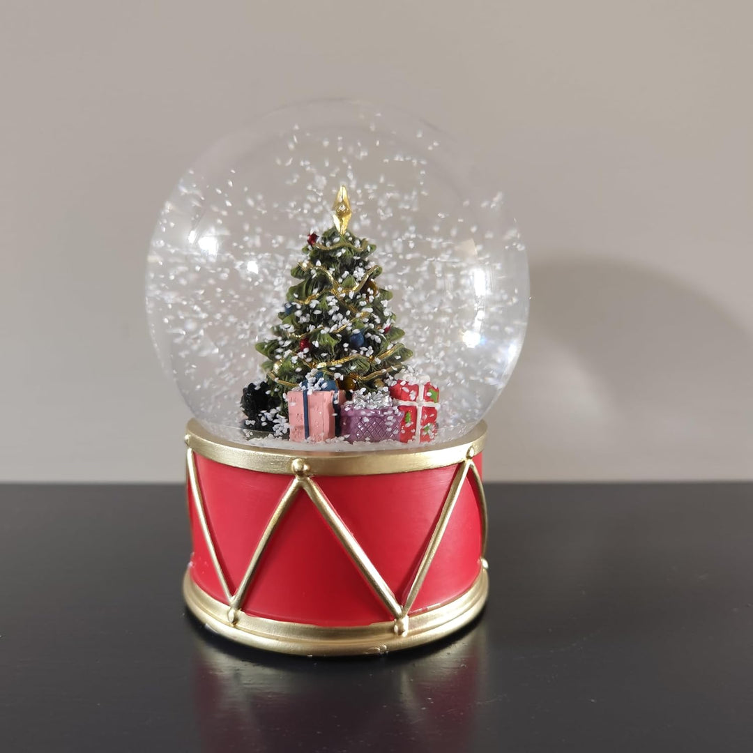 Heaven Sends Weihnachtsbaum auf Trommelsockel Schneekugel