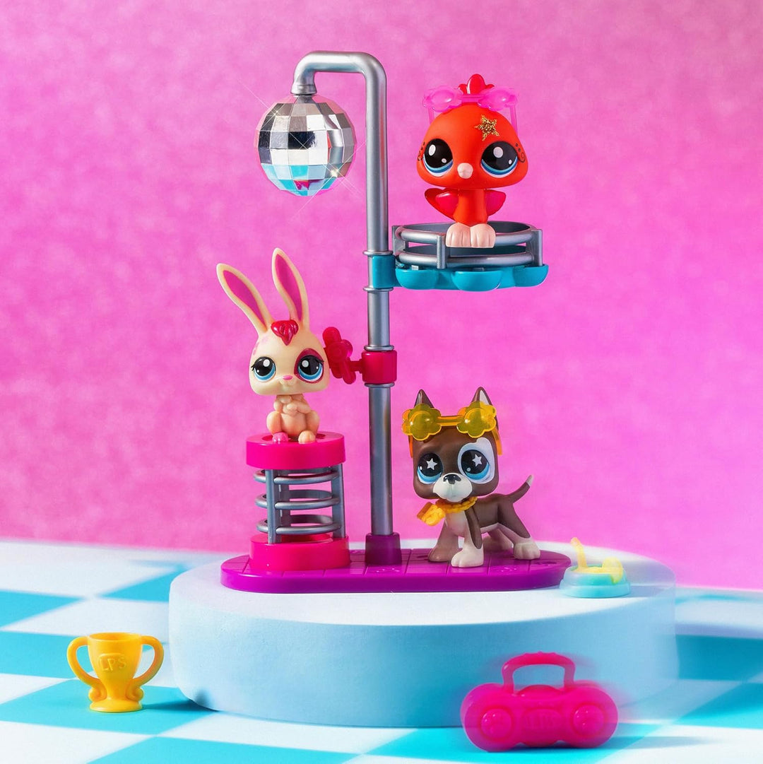 Littlest Pet Shop Disco Nights Play Pack - Features 3 bobblin' Pets - Offical LPS playset for Childr