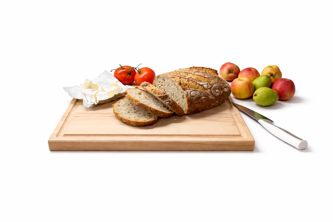 Buchenholz Schneidebrett 30 x 40 x 2,2 cm – Tranchierbrett mit Saftrille – Klingenschonendes Küchenb