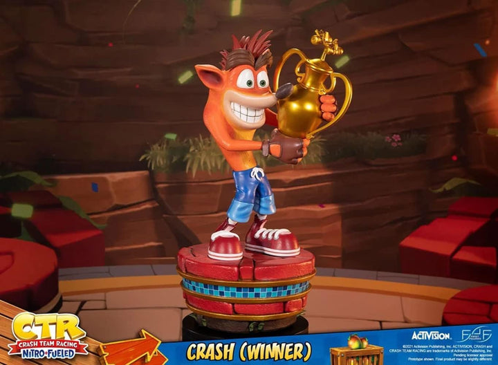 FIRST4FIGURES Crash Bandicoot - Crash Team Racing Crash Winner - Statuette 46cm