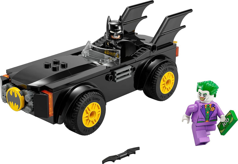 LEGO DC Verfolgungsjagd im Batmobile: Batman vs. Joker Spielzeugauto-Set, Superhelden-Starterset mit