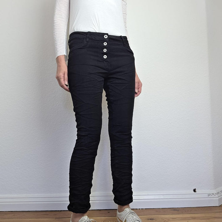 Jewelly Stretch Jeans| im Baggy Boyfriend Schnitt| Damen Hose mit dekorativer Knopfleiste| Perfekter