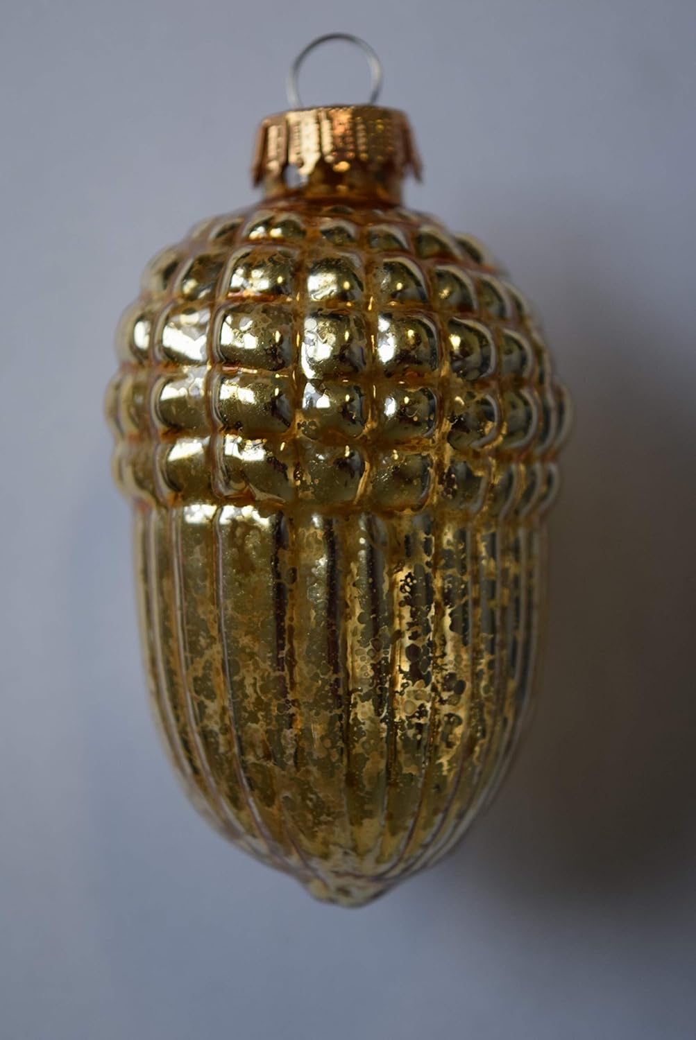 Dekohelden24 Lauschaer Christbaumschmuck - 9er Set, Zapfen - Eicheln - Walnüsse, 8 cm in Gold mit go