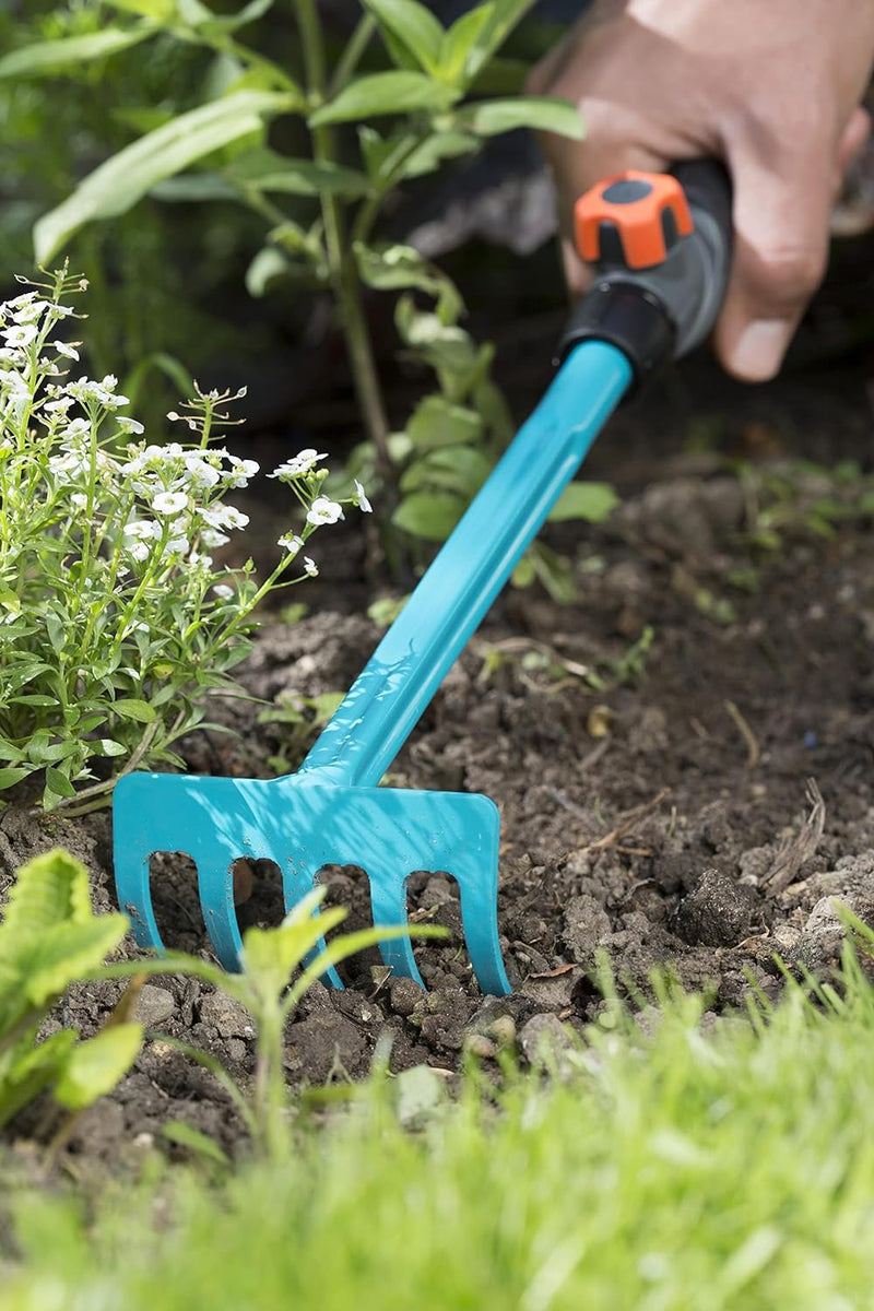 Gardena combisystem-Kleingeräte Set: Set bestehend aus Blumenkelle & Blumenrechen für müheloses EIN-